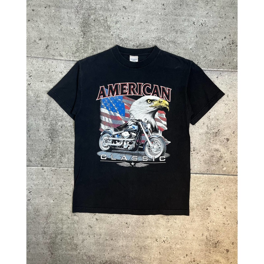 "American Classic" Tee (S/M) - 2000s